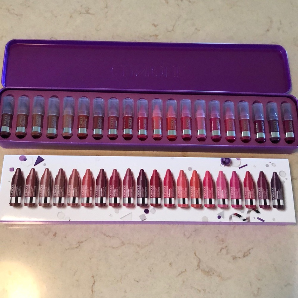 Clinique Chubby Stick Lipstick Gift Set - Picture 3 of 4